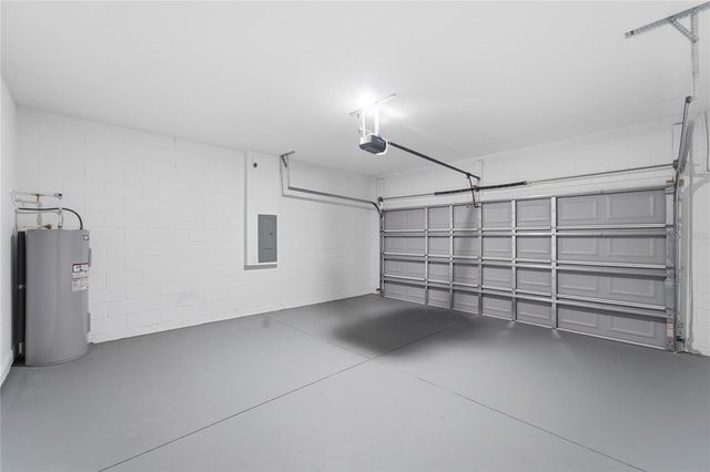 16390 SW 27TH TERRACE ROAD, Ocala, FL 34473