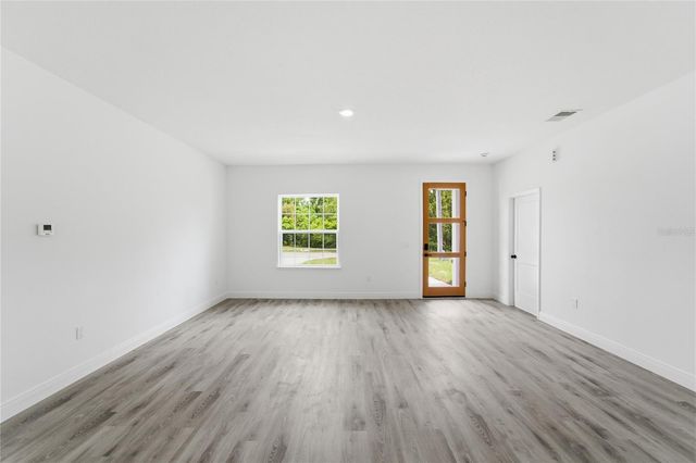 16390 SW 27TH TERRACE ROAD, Ocala, FL 34473