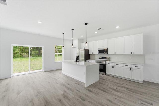 16390 SW 27TH TERRACE ROAD, Ocala, FL 34473