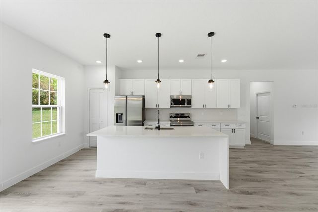 16390 SW 27TH TERRACE ROAD, Ocala, FL 34473