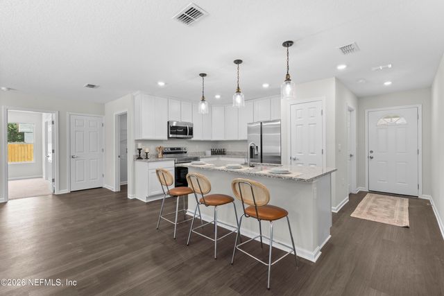8222 FOXDALE Drive, Jacksonville, FL 32210