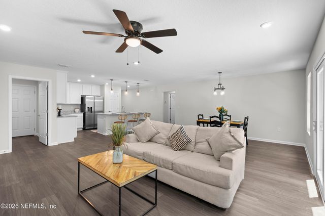 8222 FOXDALE Drive, Jacksonville, FL 32210