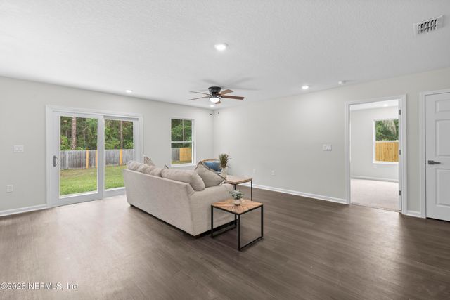 8222 FOXDALE Drive, Jacksonville, FL 32210