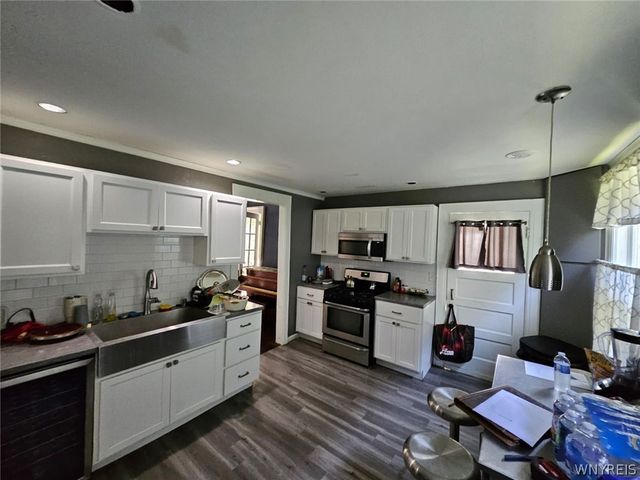 123 Stinard Avenue, Syracuse, NY 13207
