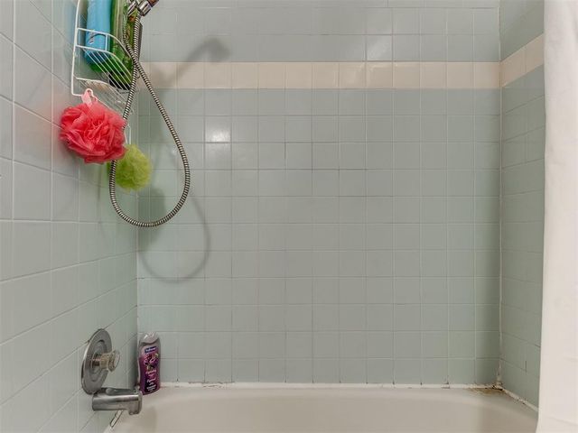 644 SW 1st Street, Moore, OK 73160