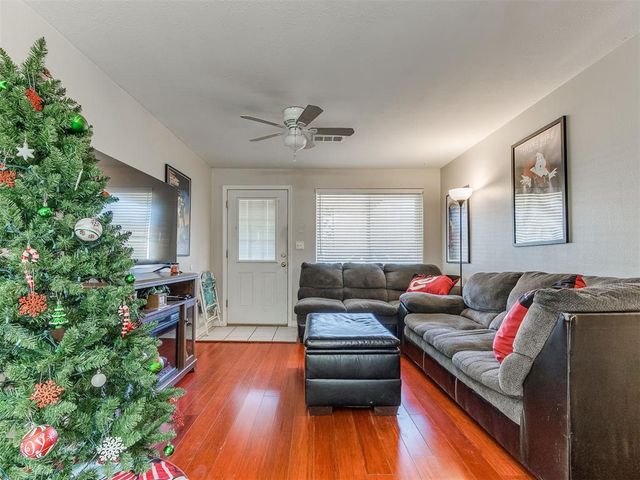 644 SW 1st Street, Moore, OK 73160