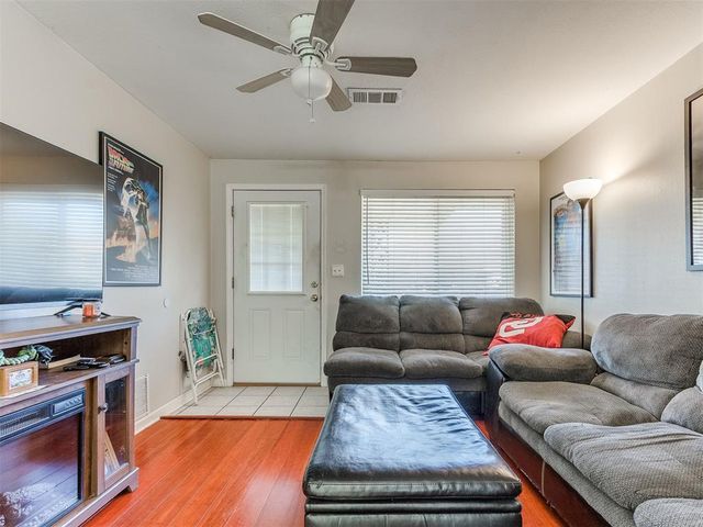 644 SW 1st Street, Moore, OK 73160