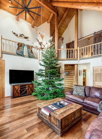 18070 Cascade Estates Drive, Bend, OR 97703