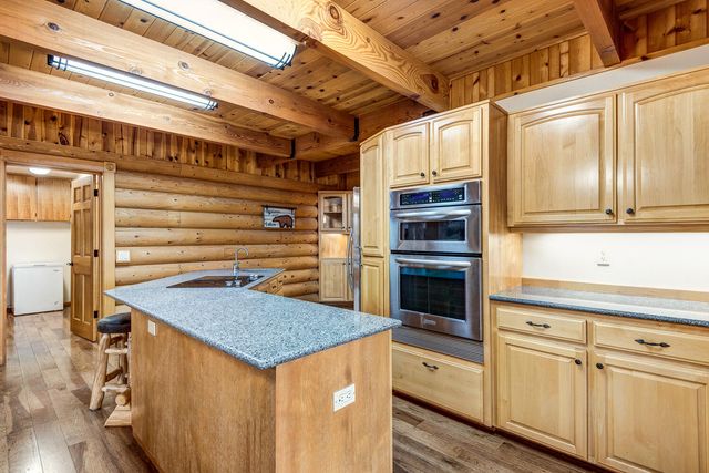 18070 Cascade Estates Drive, Bend, OR 97703