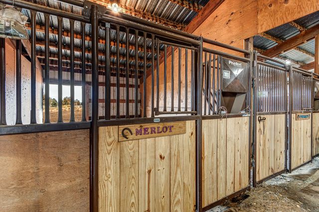 18070 Cascade Estates Drive, Bend, OR 97703