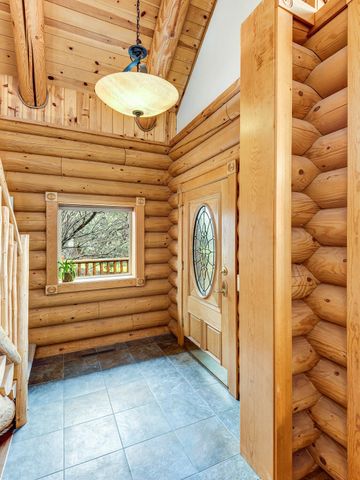 18070 Cascade Estates Drive, Bend, OR 97703