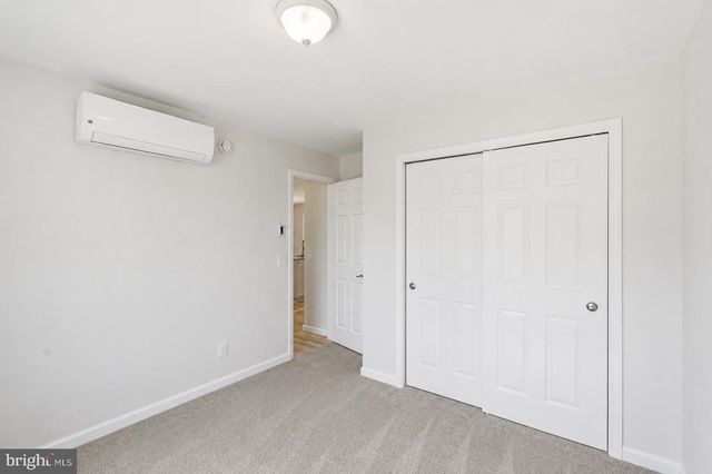 12 MARKET LANE, Marcus Hook, PA 19061
