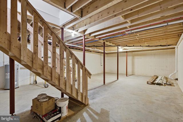 12 MARKET LANE, Marcus Hook, PA 19061