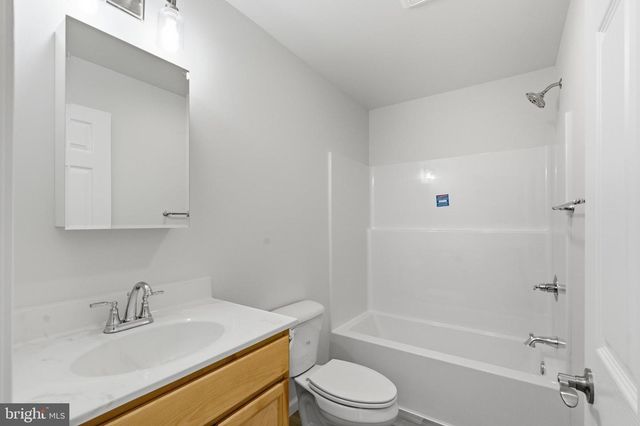 12 MARKET LANE, Marcus Hook, PA 19061