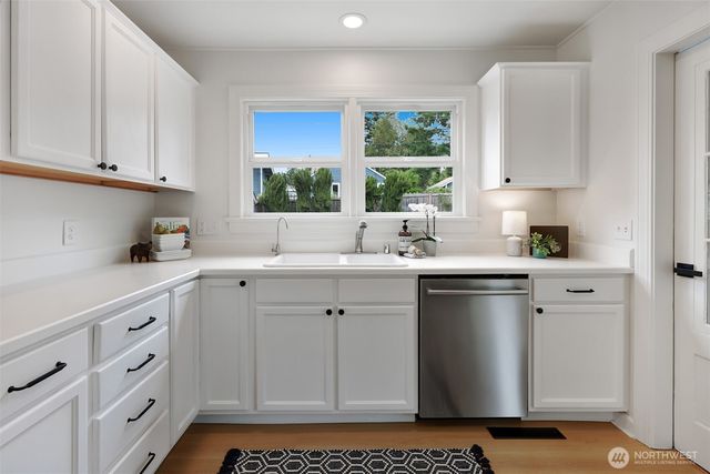 3006 NE 133rd Street, Seattle, WA 98125