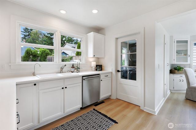 3006 NE 133rd Street, Seattle, WA 98125