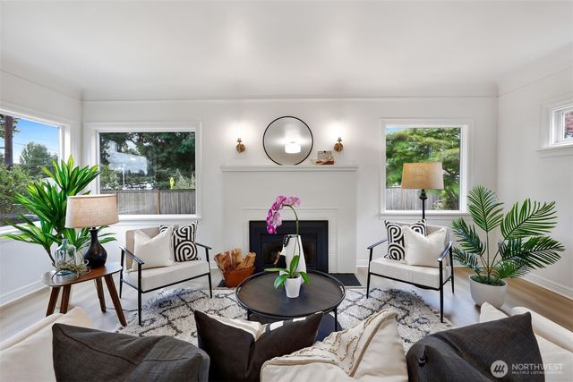 3006 NE 133rd Street, Seattle, WA 98125