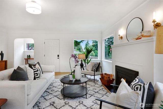 3006 NE 133rd Street, Seattle, WA 98125