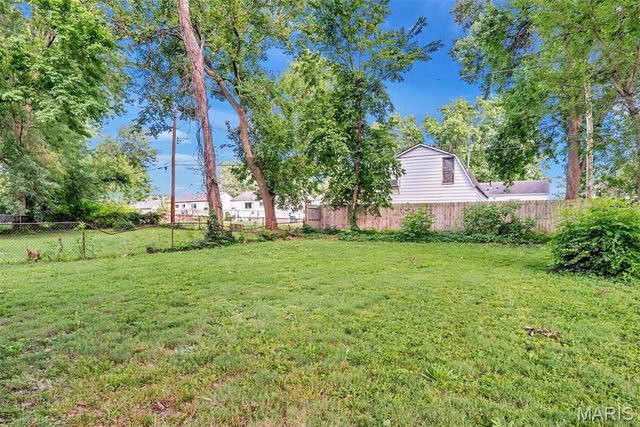 134 Anistasia Drive, Calverton Park, MO 63135