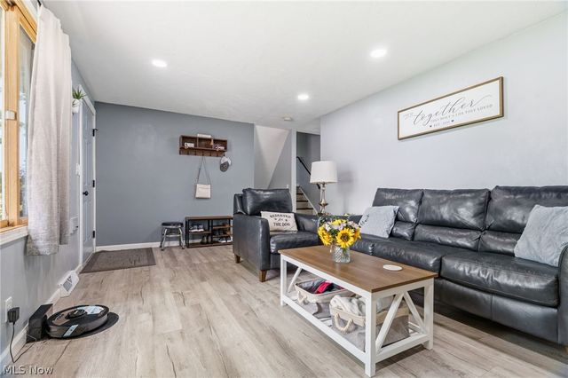 2533 W 37th Street, Lorain, OH 44053