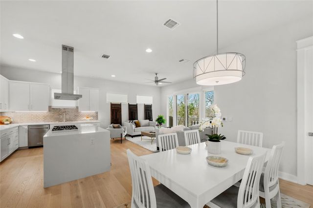 5002 Pecan Springs RD 8, Austin, TX 78723