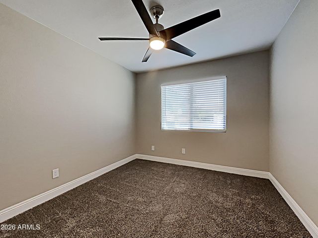 9033 W VOGEL Avenue, Peoria, AZ 85345