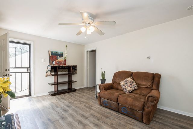 4555 S Halsted Street, Chicago, IL 60609