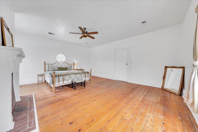 621 10th ST, Roanoke, VA 24016