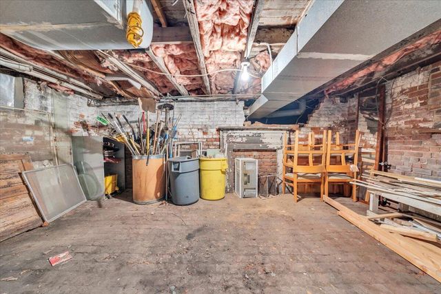 621 10th ST, Roanoke, VA 24016