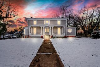 621 10th ST, Roanoke, VA 24016