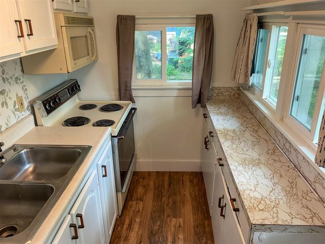 124 W Sheridan Street, Fremont, MI 49412