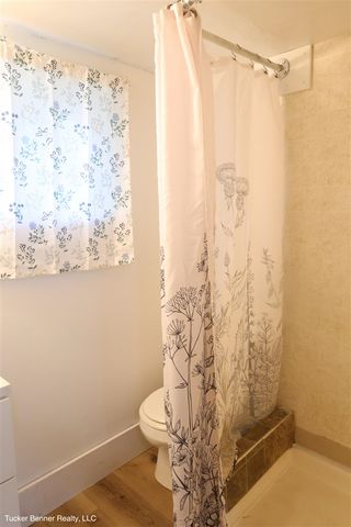 124 W Sheridan Street, Fremont, MI 49412