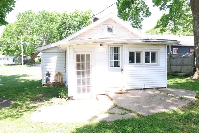 124 W Sheridan Street, Fremont, MI 49412