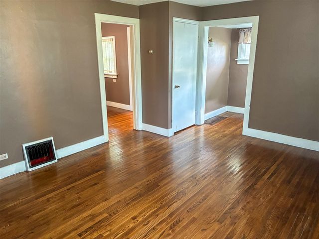124 W Sheridan Street, Fremont, MI 49412