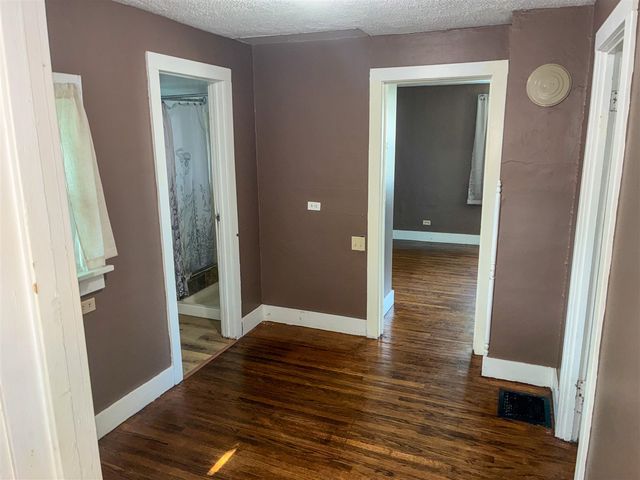 124 W Sheridan Street, Fremont, MI 49412