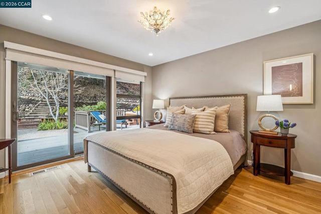 147 147 Amber Valley Dr, Orinda, CA 94563