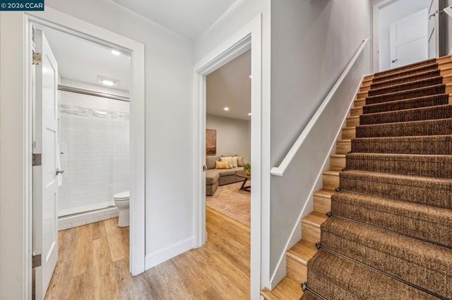 147 147 Amber Valley Dr, Orinda, CA 94563