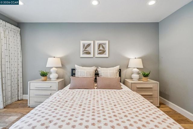 147 147 Amber Valley Dr, Orinda, CA 94563