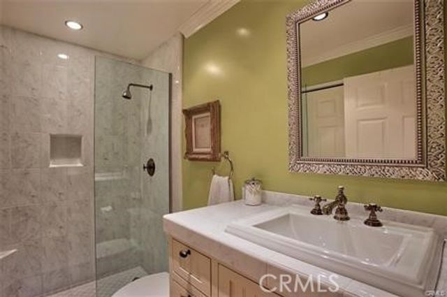 81 Sea Island Drive, Newport Beach, CA 92660