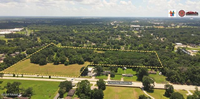 600 E Pont Des Mouton Road, Lafayette, LA 70507