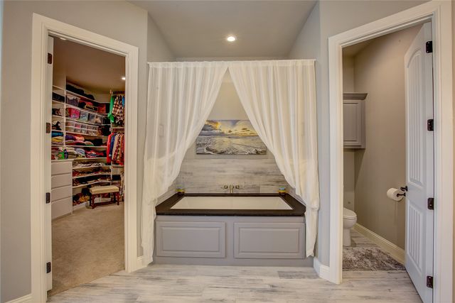 1025 Sinopa Street, Caddo Mills, TX 75135