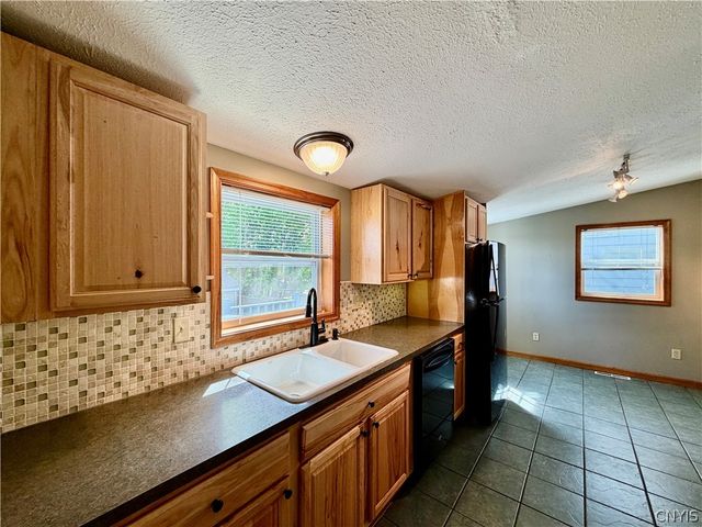 281 West 8th Street, Oswego, NY 13126