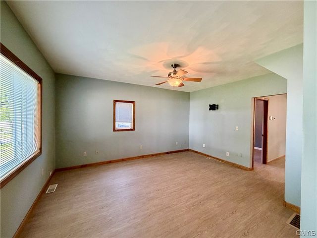 281 West 8th Street, Oswego, NY 13126