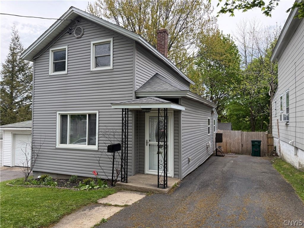 281 West 8th Street, Oswego, NY 13126