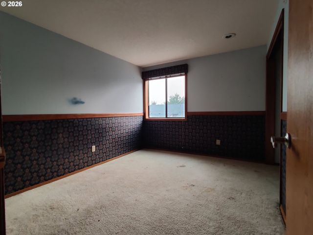 12143 Se 104TH Ct, Happy Valley, OR 97086
