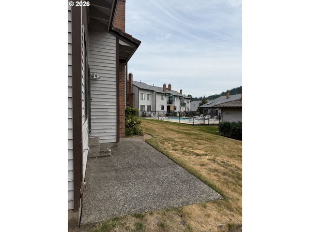 12143 Se 104TH Ct, Happy Valley, OR 97086