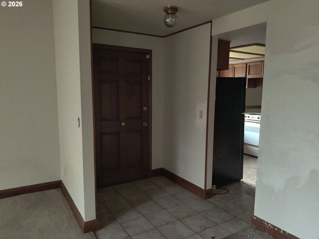 12143 Se 104TH Ct, Happy Valley, OR 97086