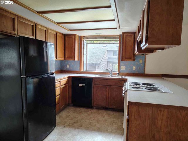 12143 Se 104TH Ct, Happy Valley, OR 97086