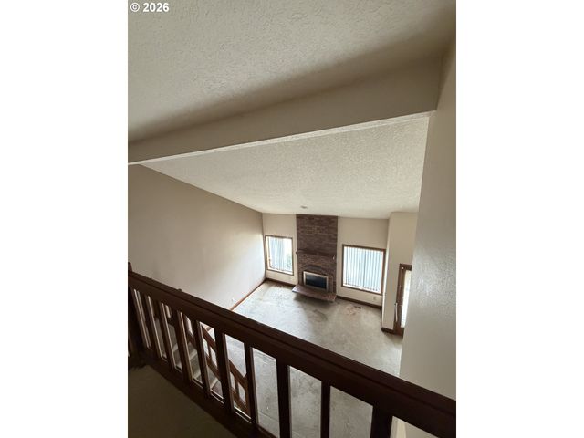 12143 Se 104TH Ct, Happy Valley, OR 97086