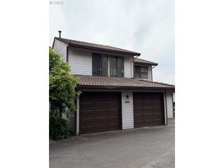 12143 Se 104TH Ct, Happy Valley, OR 97086